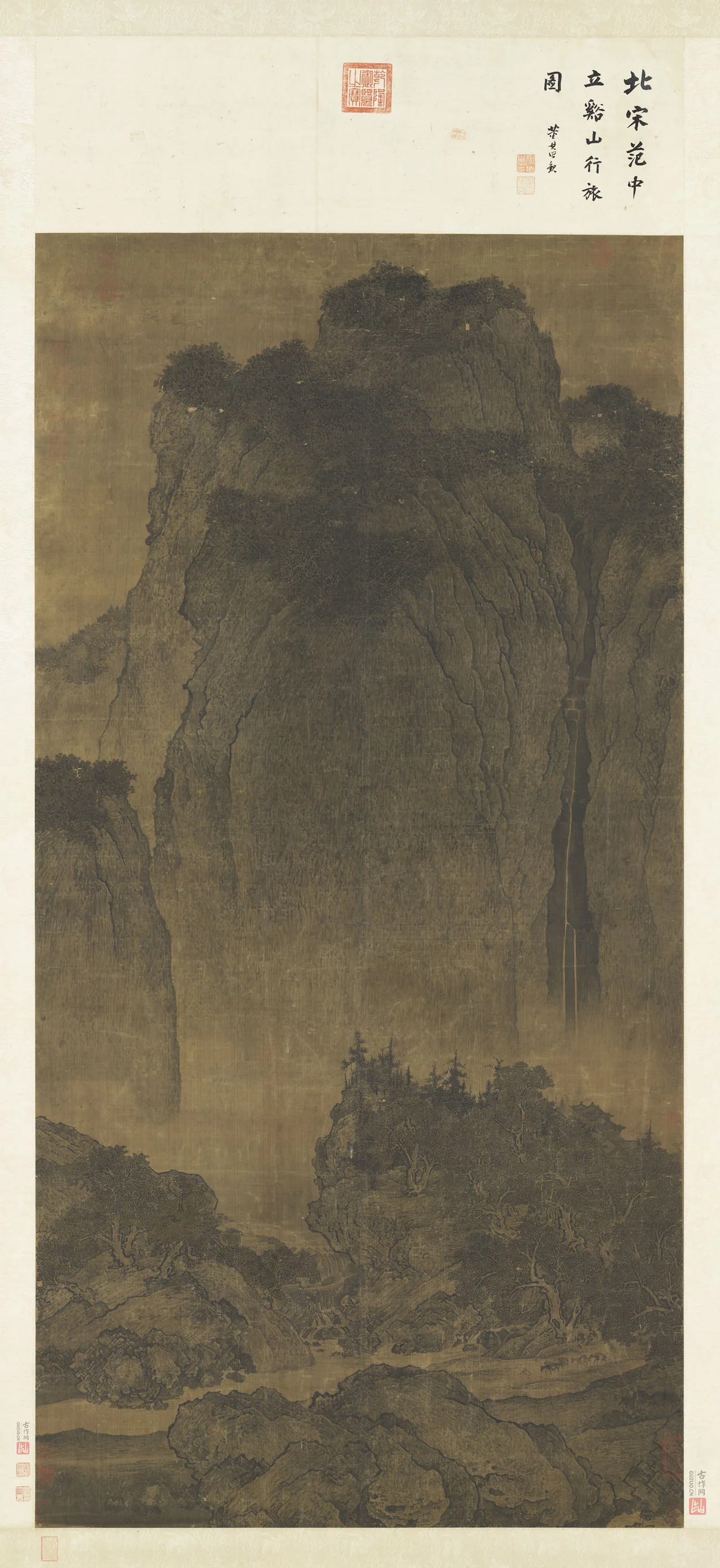 北宋山水画·范宽《溪山行旅图》高清图片